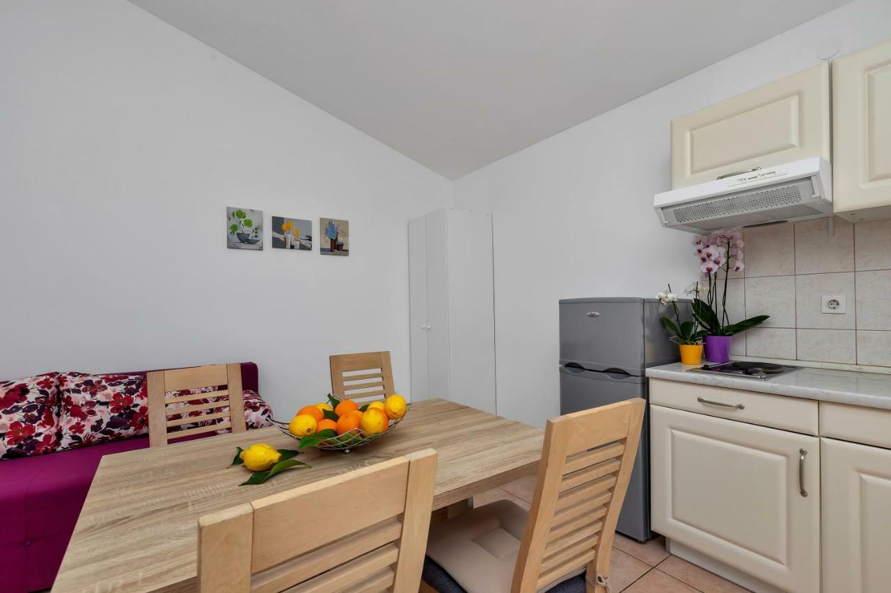 Apartments Ratko Tučepi المظهر الخارجي الصورة