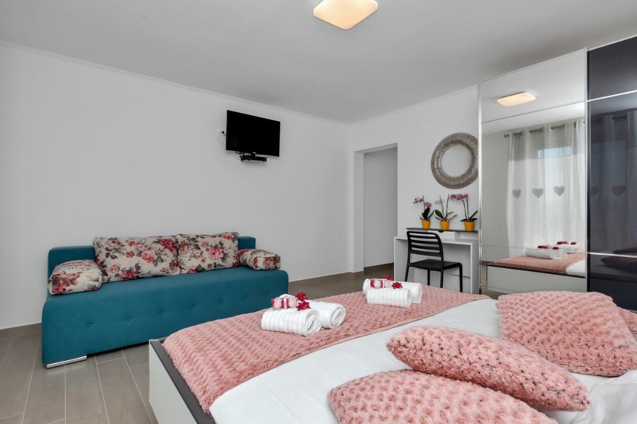 Apartments Ratko Tučepi المظهر الخارجي الصورة