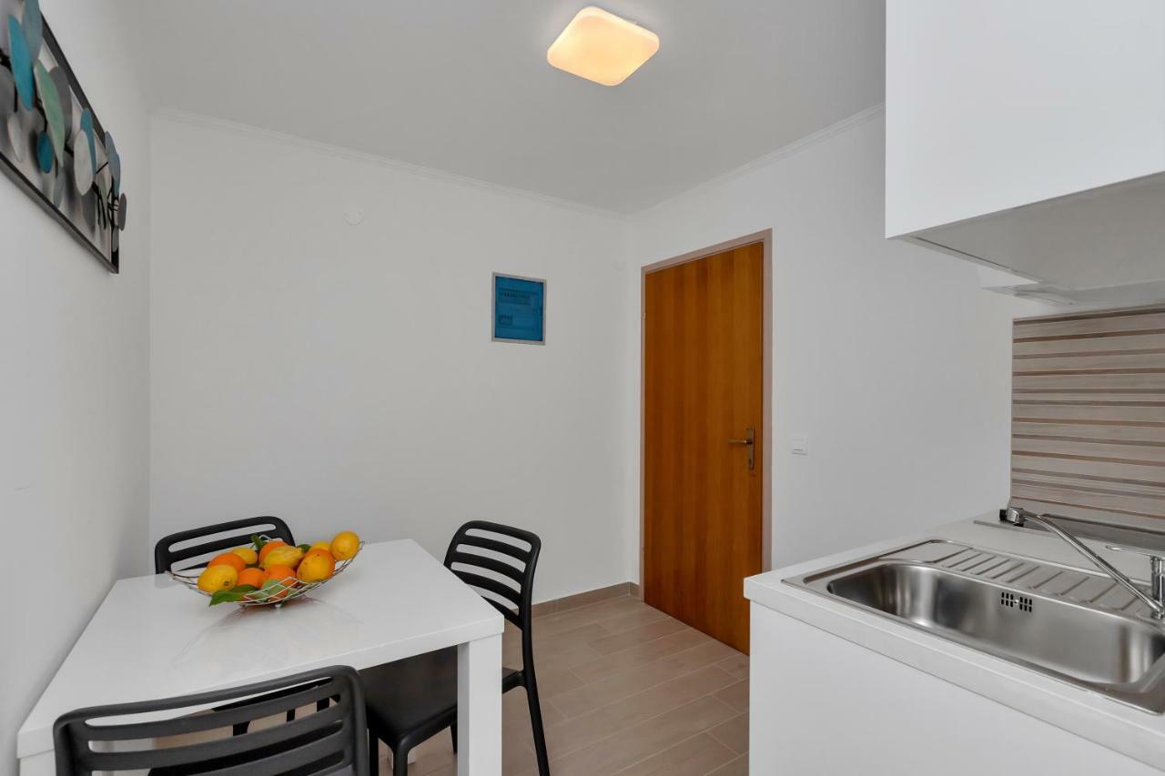 Apartments Ratko Tučepi المظهر الخارجي الصورة